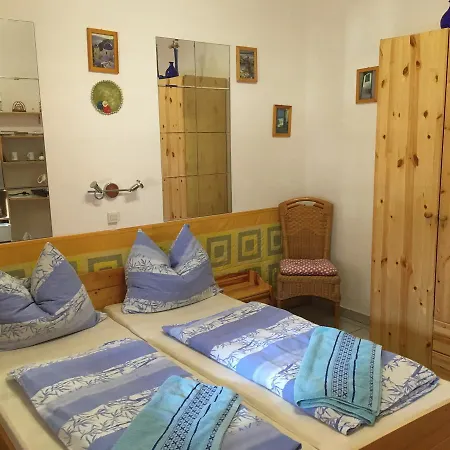 Гостевой дом Bakonyi Apartmanhaz 3*