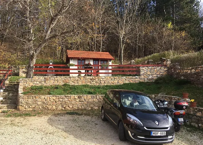 Pensionat Bakonyi Apartmanhaz 3*